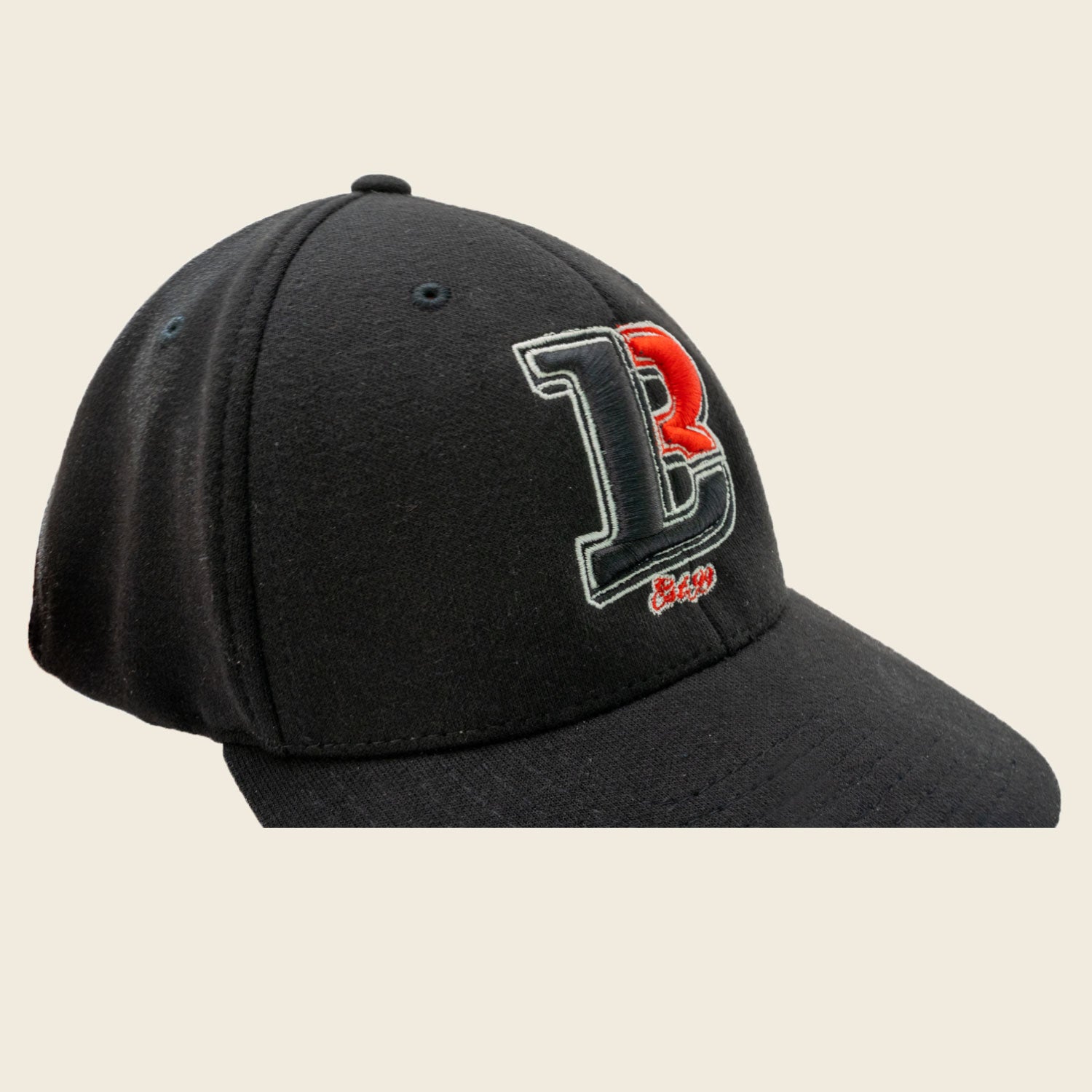 Lade das Bild in den Galerie-Viewer, BASECAP „LB“ LOGO / GEBOGEN